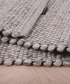 Alfombra de lana Lett - Gris claro - close up vouw, thumbnail