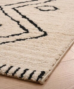 Alfombra bereber Beni Ouarain Sufian - Crema/Negro - close up hoek, thumbnail Alfombra bereber Beni Ouarain Sufian - Crema/Negro - close up hoek, thumbnail