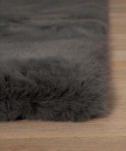 Alfombra suave de pelo largo - Comfy Plus - Gris oscuro Alfombra suave de pelo largo - Comfy Plus - Gris oscuro