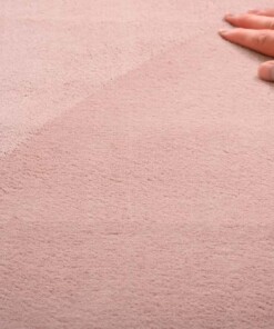 Alfombra de pasillo suave de pelo liso - Plush Rosa - close up