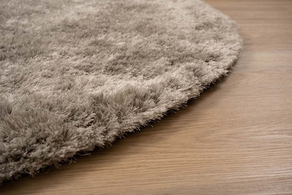 Alfombra redonda Shaggy - Spark Plata - close up Alfombra redonda Shaggy - Spark Plata - close up