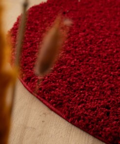 Alfombra redonda de pelo largo Shaggy Trend - Roja - close up, thumbnail