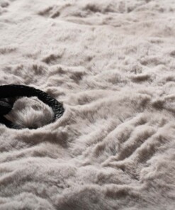 Alfombra cuadrada suave de pelo largo - Comfy Deluxe Gris claro