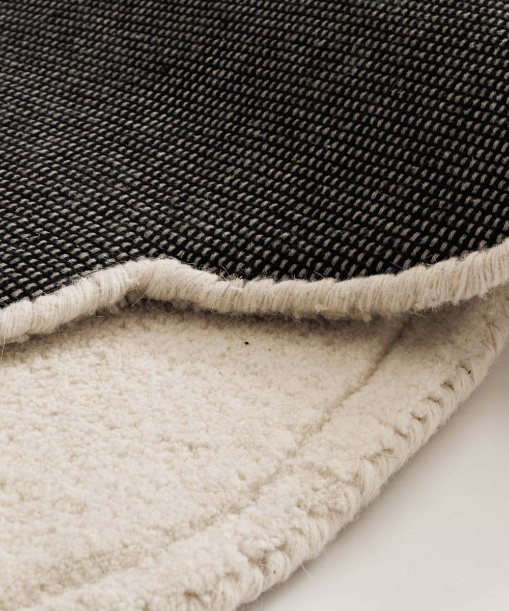 Alfombra de diseño orgánica - Balans Stone marfil - close up Alfombra de diseño orgánica - Balans Stone marfil - close up