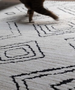 Alfombra bereber Beni Ouarain Sufian - Crema/Negro - close up, thumbnail