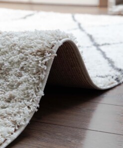 Alfombra a rombos de pelo largo Artisan - Blanco/Gris - close up, thumbnail