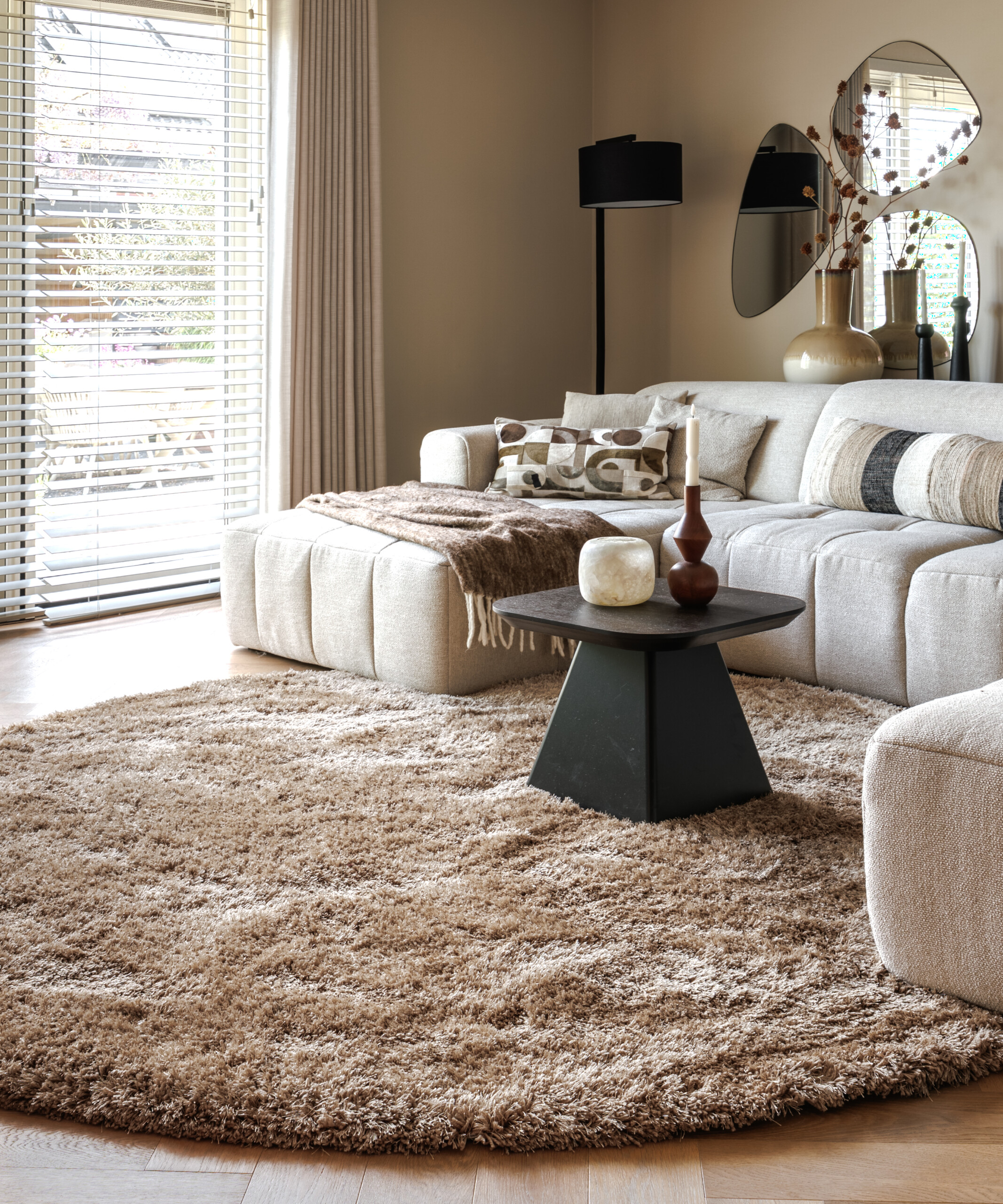 Alfombra redonda Shaggy - Meadow Beige - sfeer Alfombra redonda Shaggy - Meadow Beige - sfeer